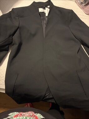 Aritzia Black Minimal Open-Front Blazer